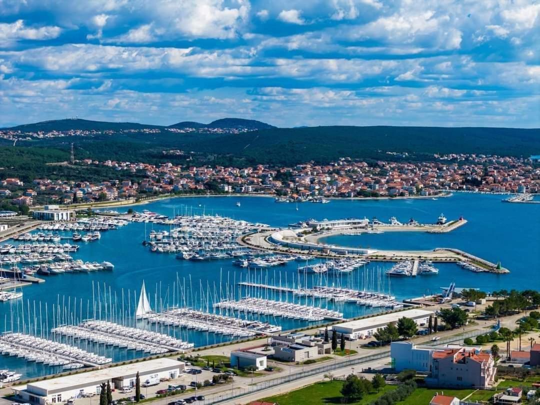 Apartmani Svitlana ซูโกชัน ภายนอก รูปภาพ
