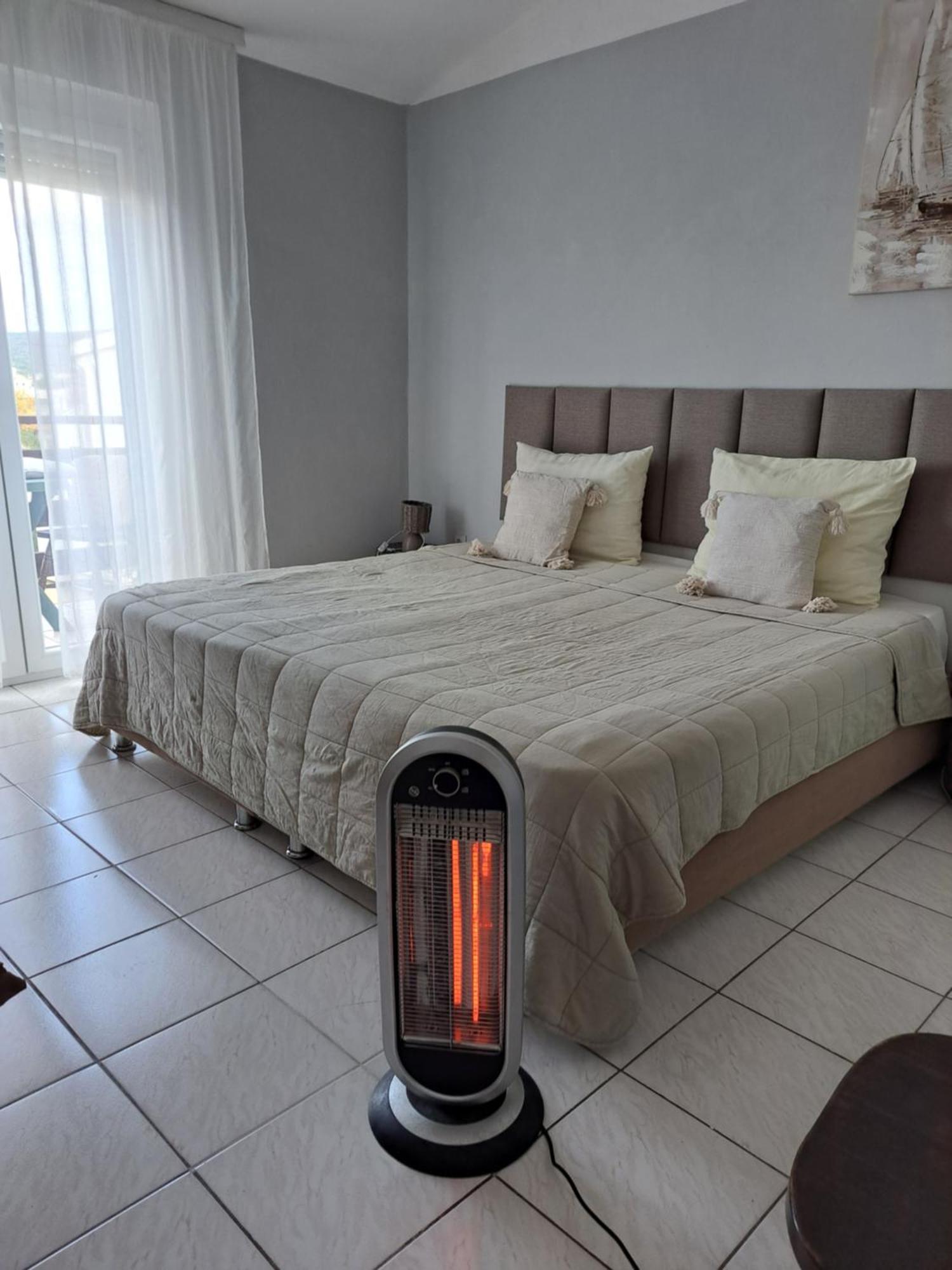 Apartmani Svitlana ซูโกชัน ห้อง รูปภาพ